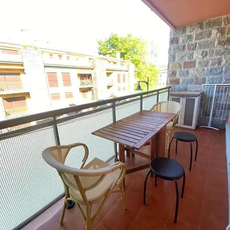 Arbidel, Con Piscina En Vut-2758-as *